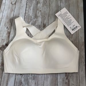 NWT Lululemon Enlite Bra - 34C